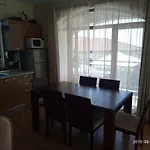 мускат 2 4* Aheloy