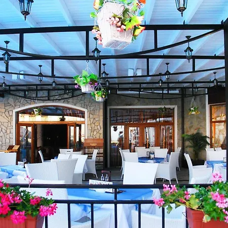 мускат 2 Aheloy