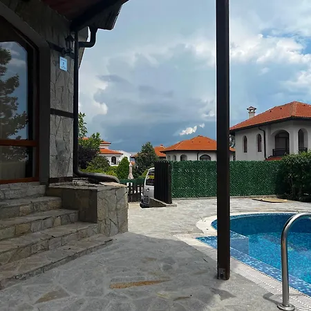 Guest house мускат 2 4*