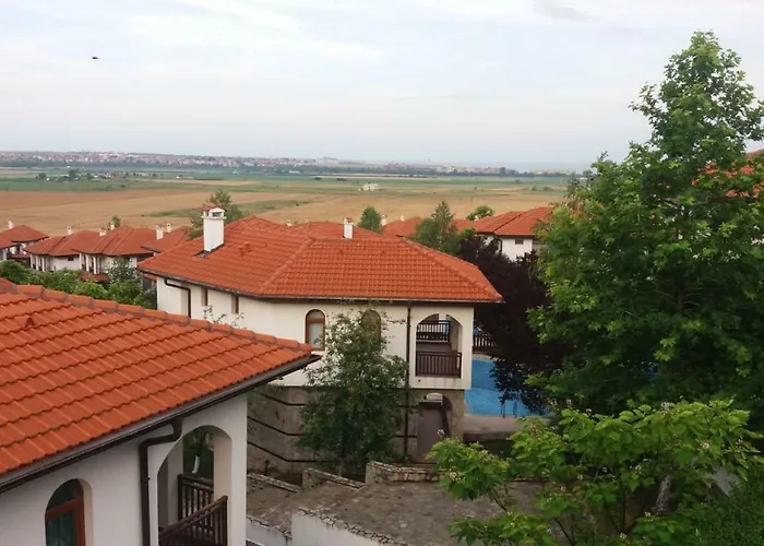 мускат 2 4* Acheloj