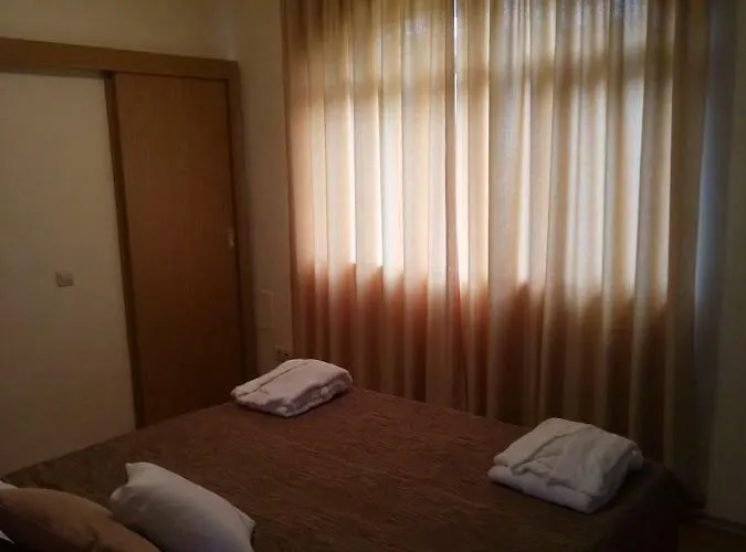 мускат 2 Penzion Acheloj